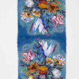bloemen sjaal, prachtige kwaliteit. geweldige kleuren en een sieraad in je kast maar vooral om vaak te dragen